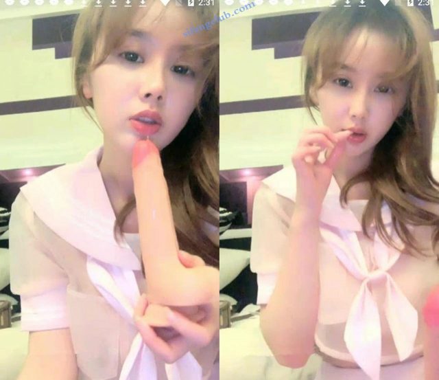 超级女神【私人玩物七七】昨晚高价格收费假鸡巴爆插白浆