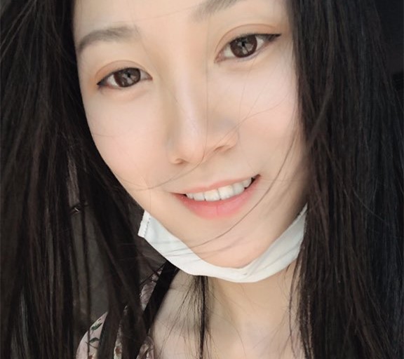 绝色美女与男友啪啪视频照片流出-福利岛
