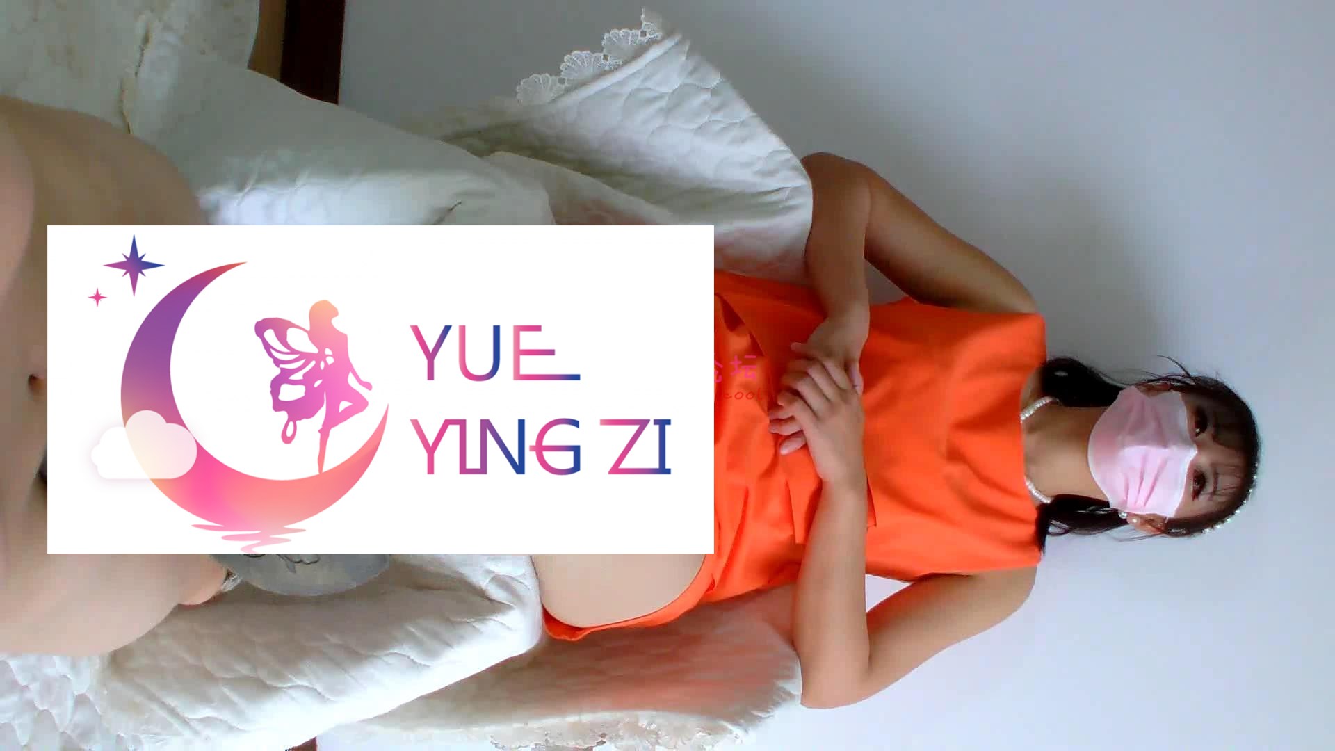 清纯美女肉丝美脚踩玩DD[1V]-福利岛