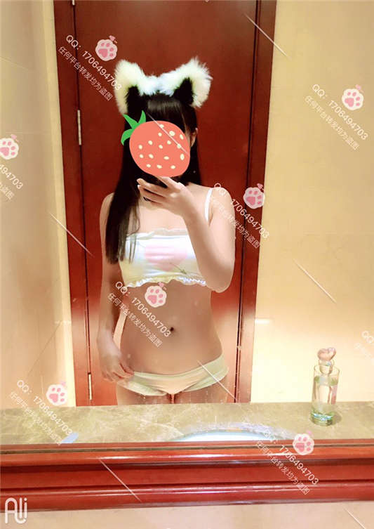 [网红女神] 小萝莉穿洛丽塔被抱起来干[18V+144P]-福利岛