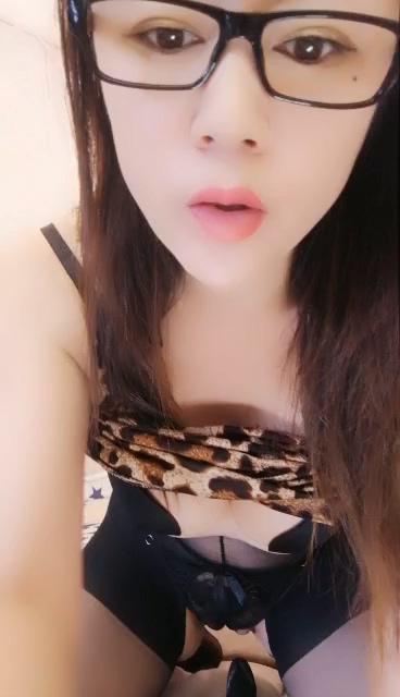 金屋阁美女大屁股姐姐收费房道俱大绣20191115-福利岛