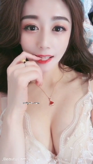 【咪哒跑车】超美女神主播兔宝宝C大尺度福利24V，绝对超值